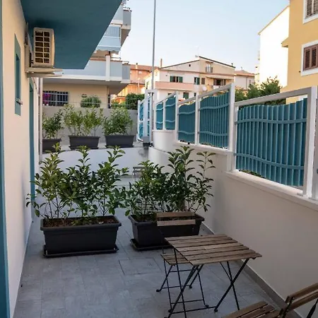 بيت ضيافة Street Art